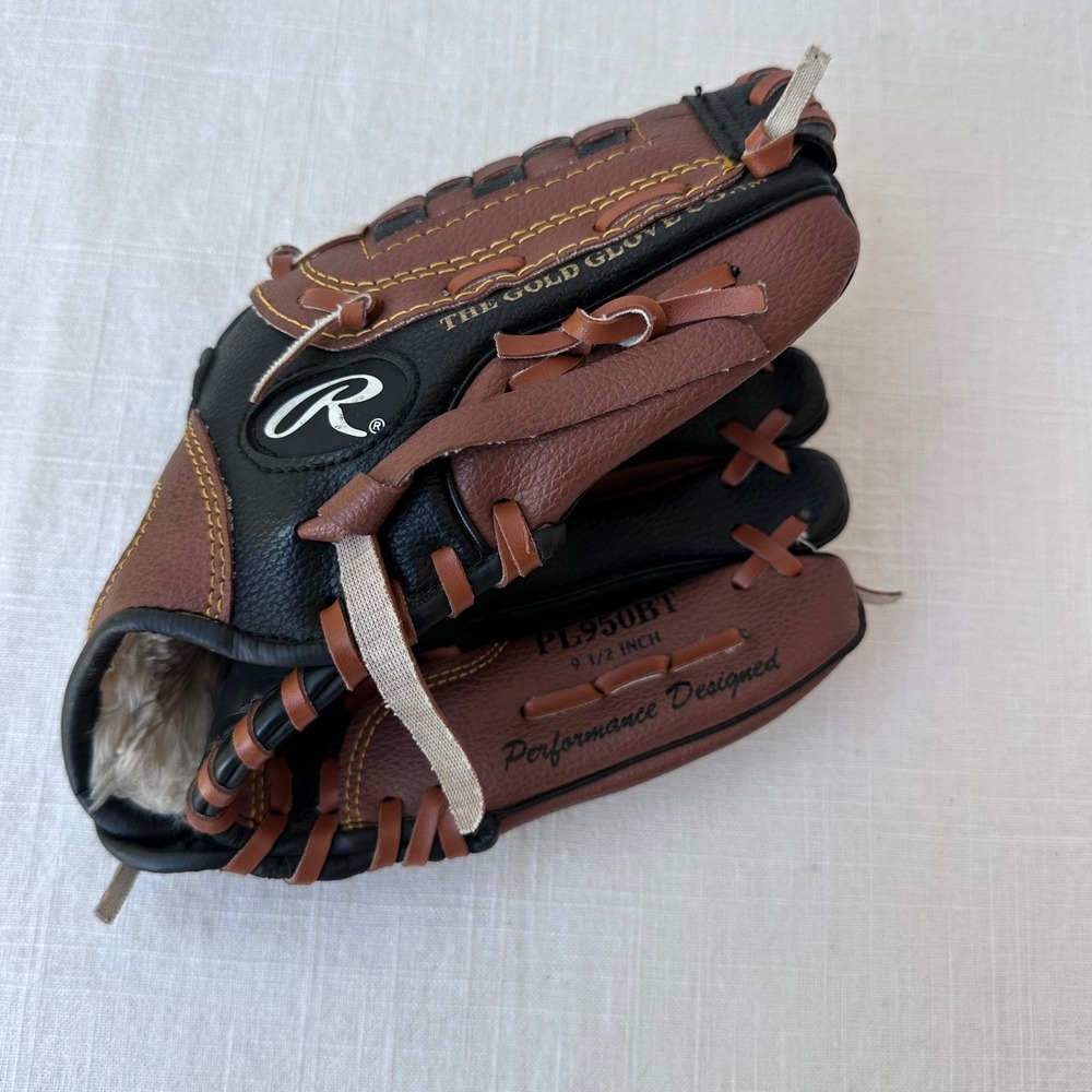 Rawlings Players Series 9.5 Inch‎ Youth Baseball Glove Brown Black PL950BT